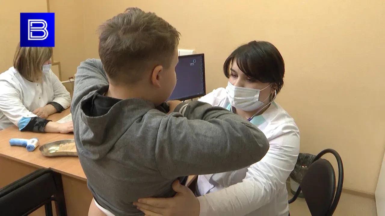 В Мурманской области ввели дополнительные дни работы детских поликлиник перед учебным годом